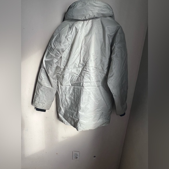 Kanuk winter coat size 2 - Picture 5 of 12